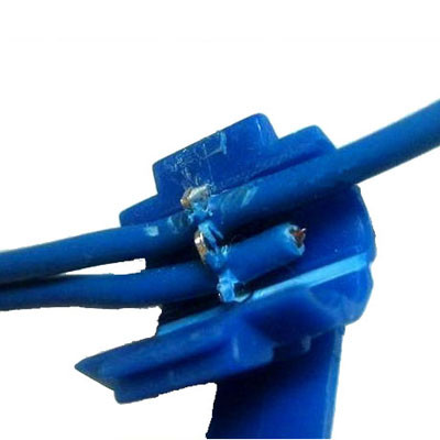 Serre-câble 100 PCS, Adapté au diamètre de la ligne: 0,8-2,0 mm (bleu) S104BE1984-04